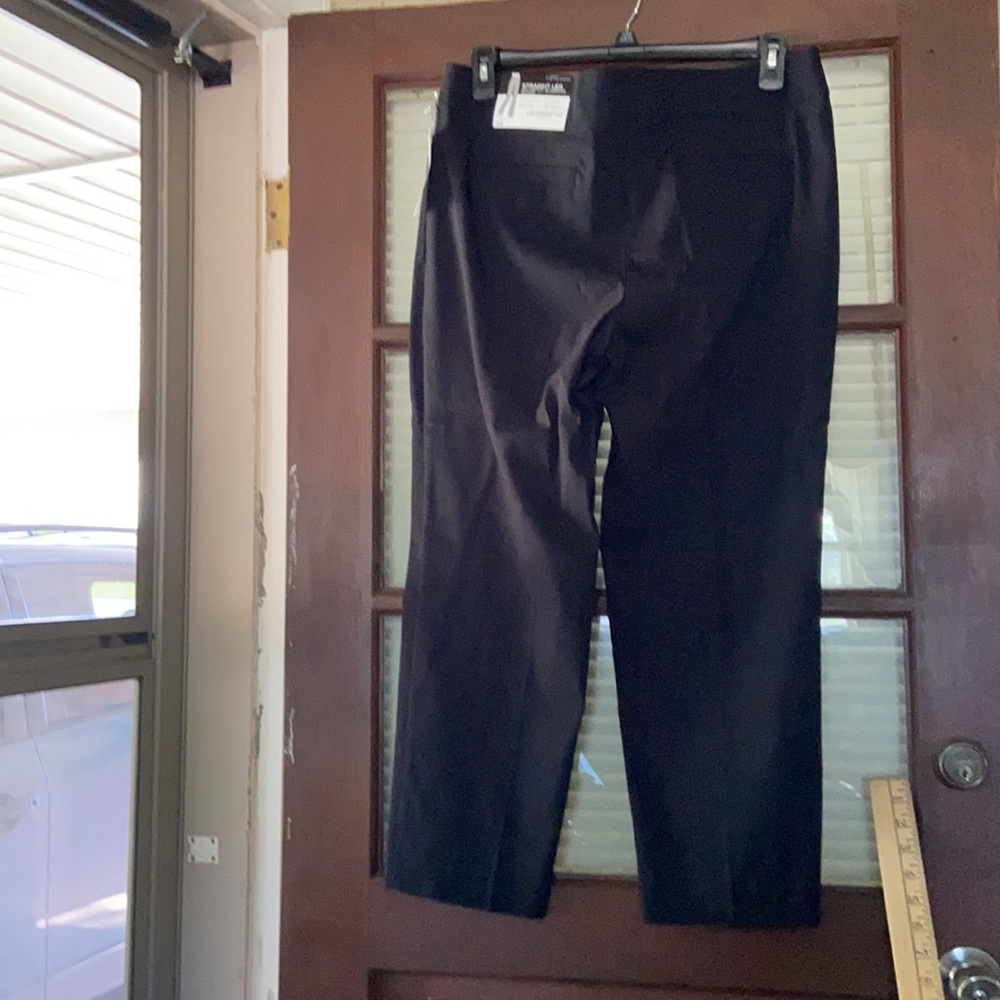 NWT Liz Claiborne Straight leg pants 14S - Picture 2 of 3